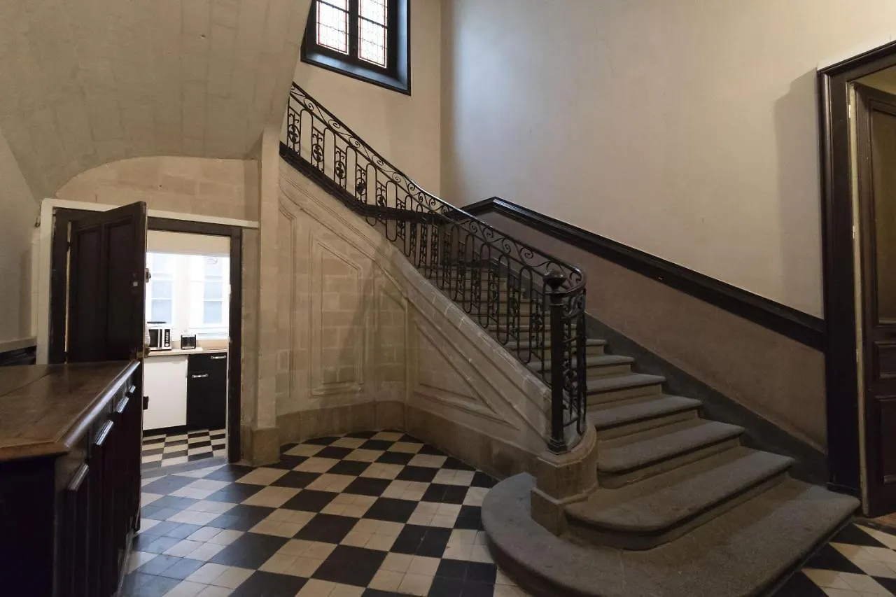 Apartment Ferienwohnung Le Parvis-Beau Duplex Centre Rennes