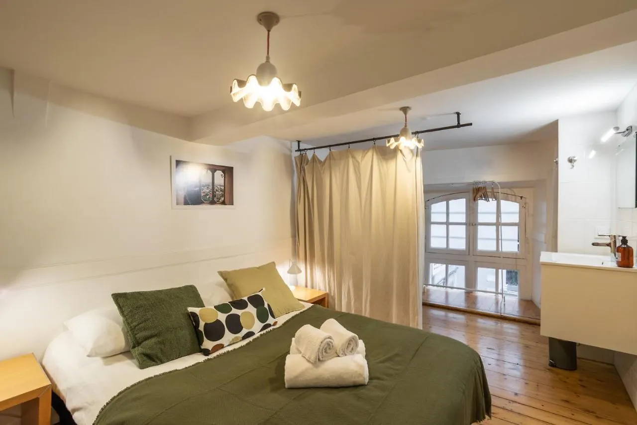 Apartment Ferienwohnung Le Parvis-Beau Duplex Centre Rennes Frankreich